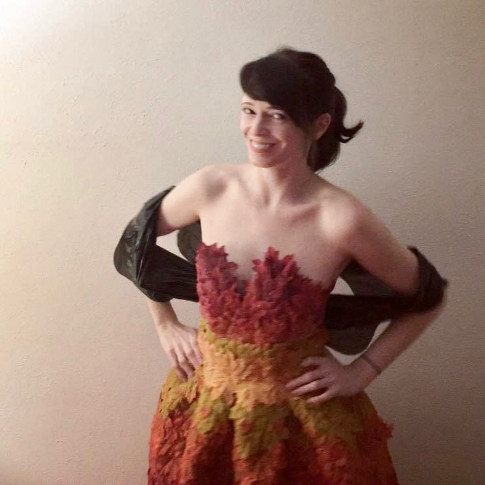 Ghost of Yardwork Future fall leaf dress costume Autumn Harvest Juniors Medium